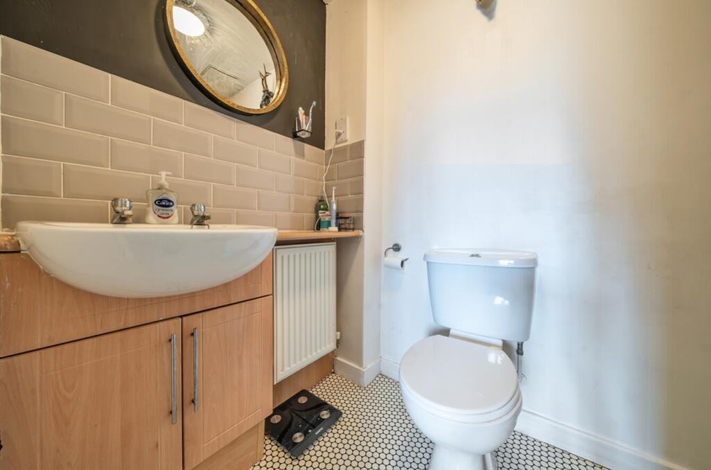 1347173-14-68b707a27a040