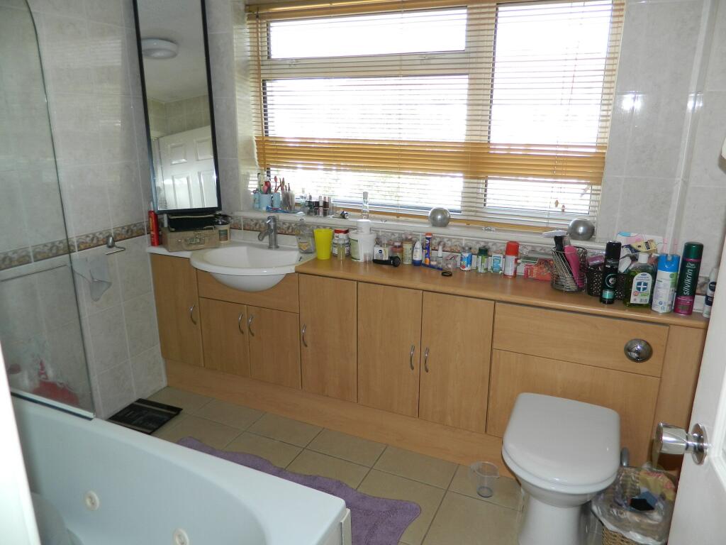 en-suite bathroom
