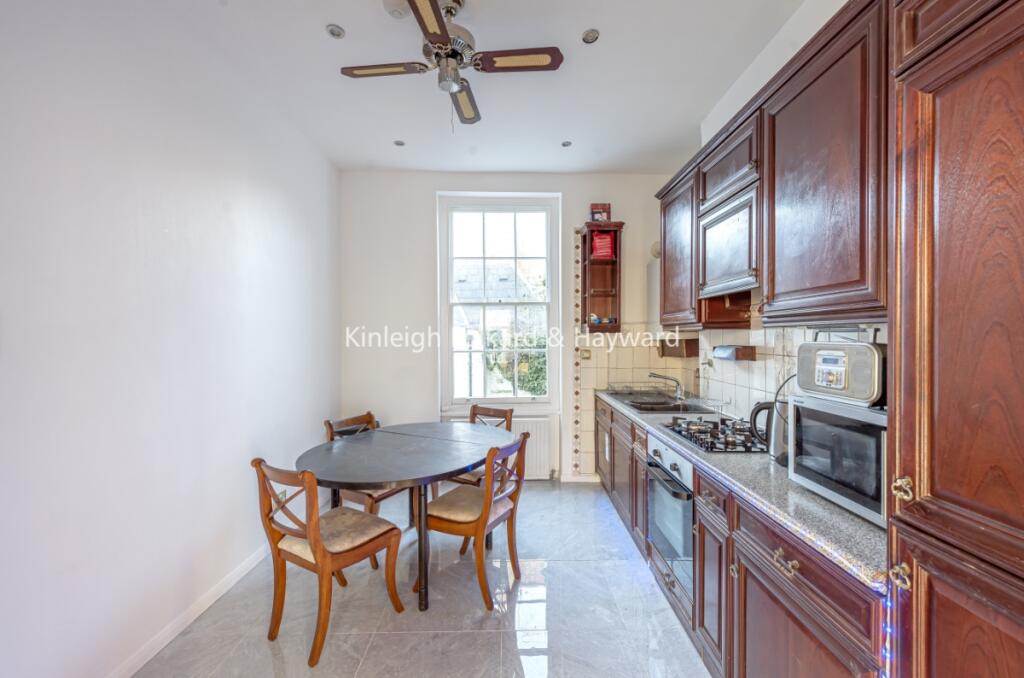 7e507f6c-0610-4dbc-8