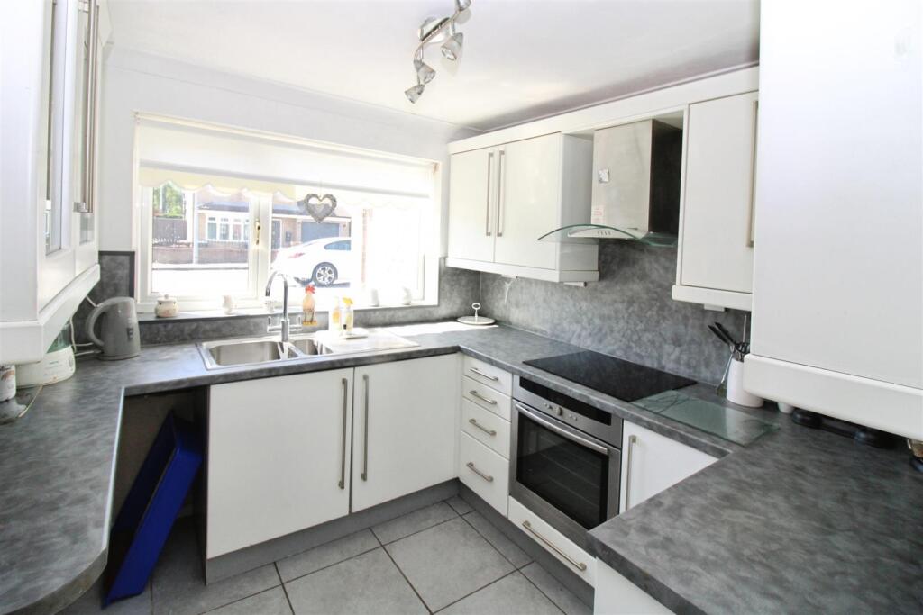 Fitted Kitchen