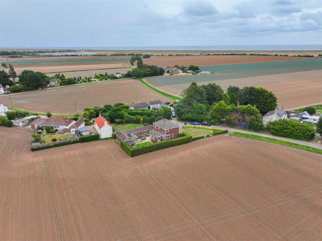 DJI_20250715091200_0038_D.JPG