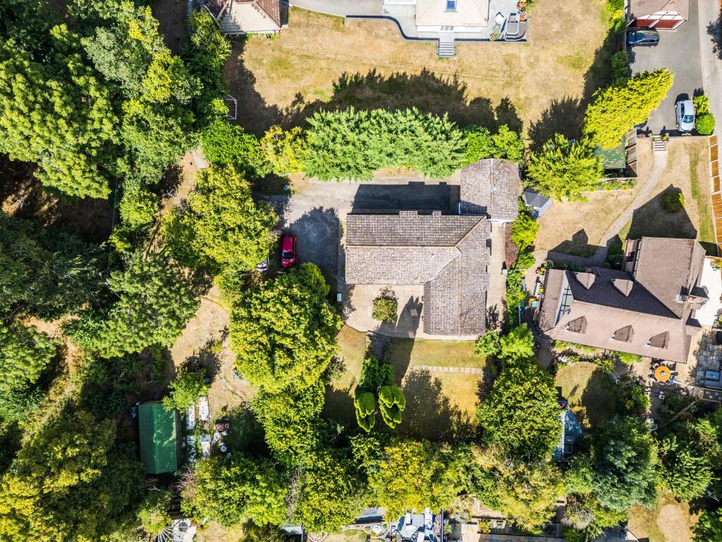 1097 oxford road, tilehurst