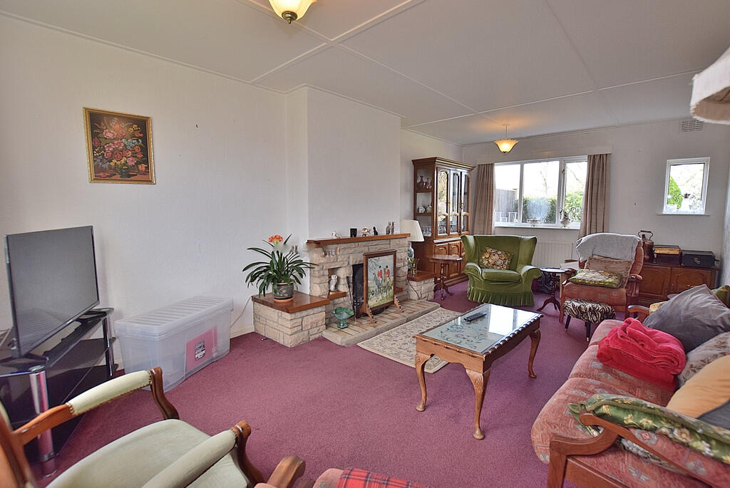 living room alt_0...