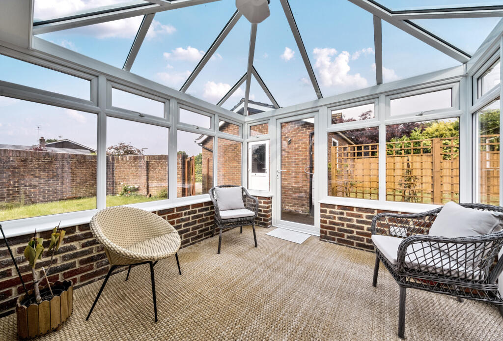 1302115-19-683f2f...