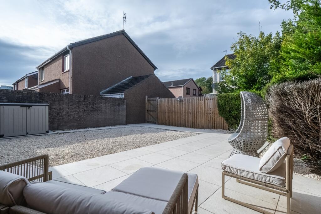 Outside Seating Private1_2