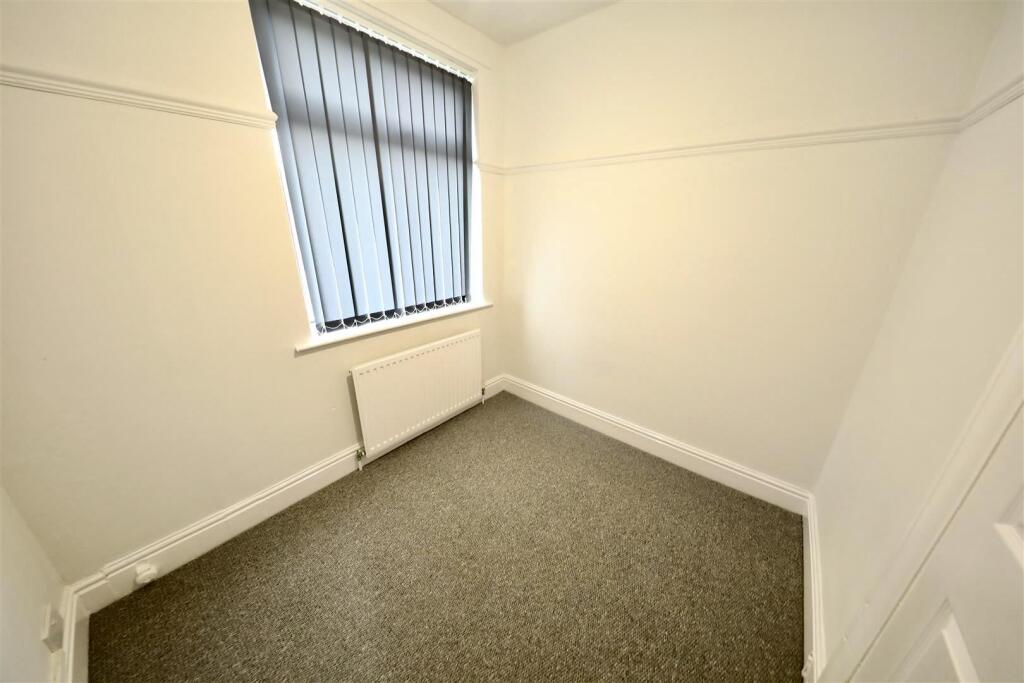 18 MurrayField - Bed 3.jpg