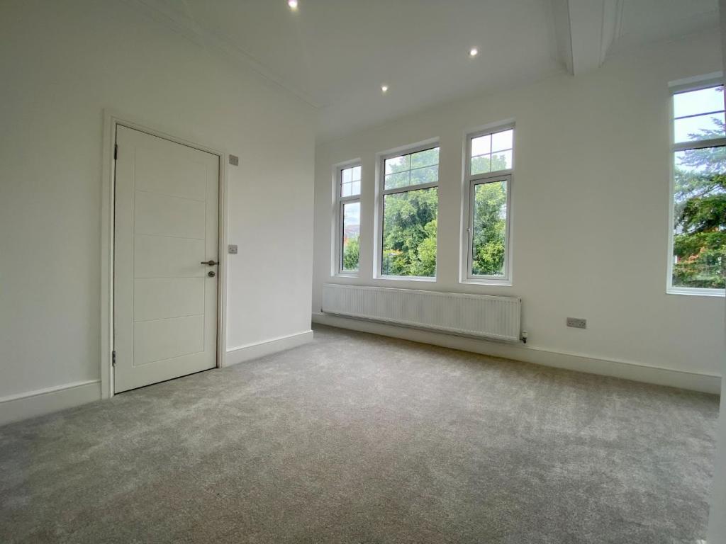 Bedroom 1 Aspect 2