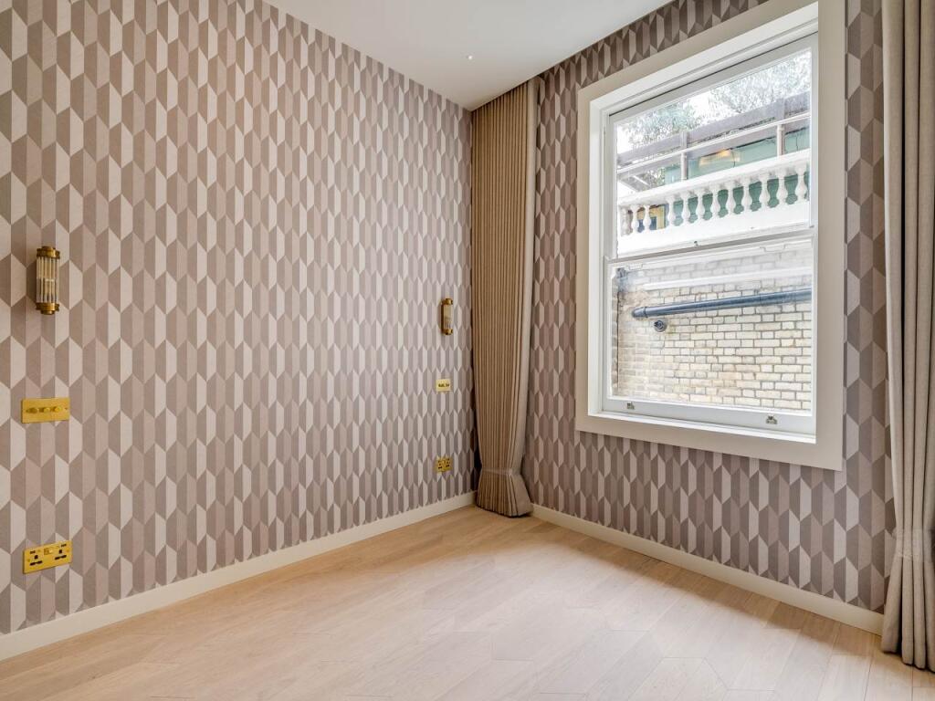 Harcourt Terrace 16 