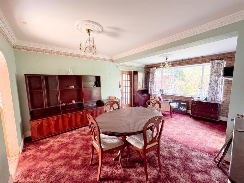55 Hall Close Kettering-22.jpg