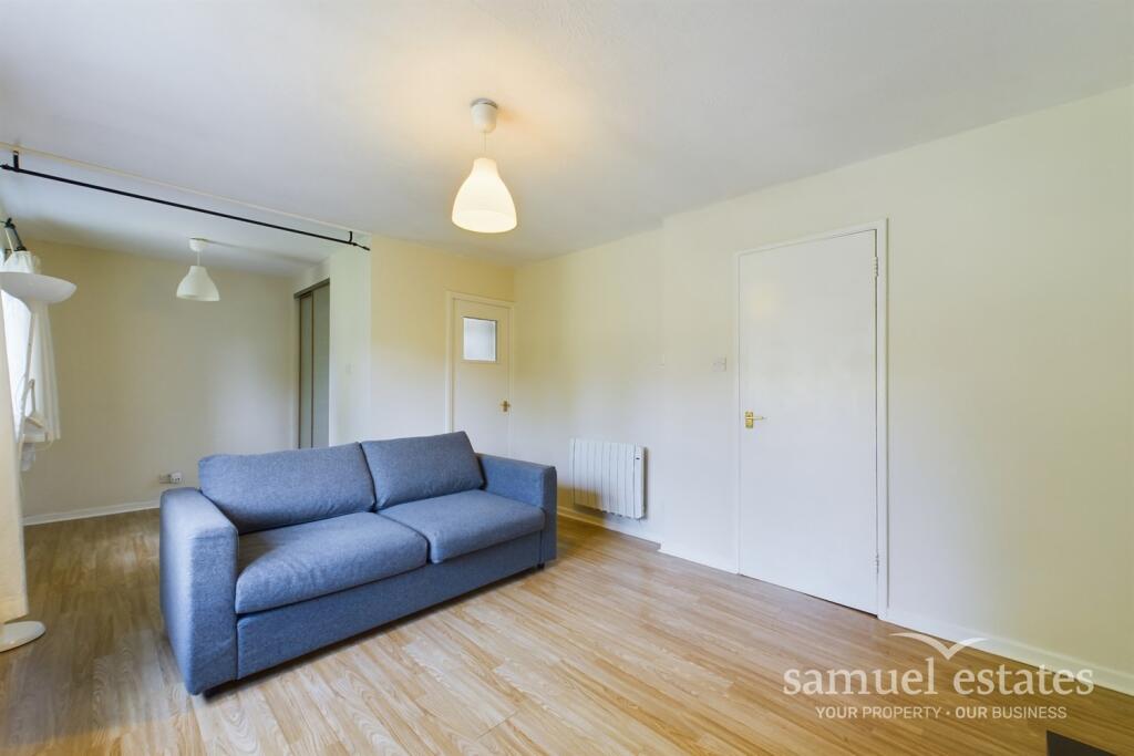 Bedroom / Reception