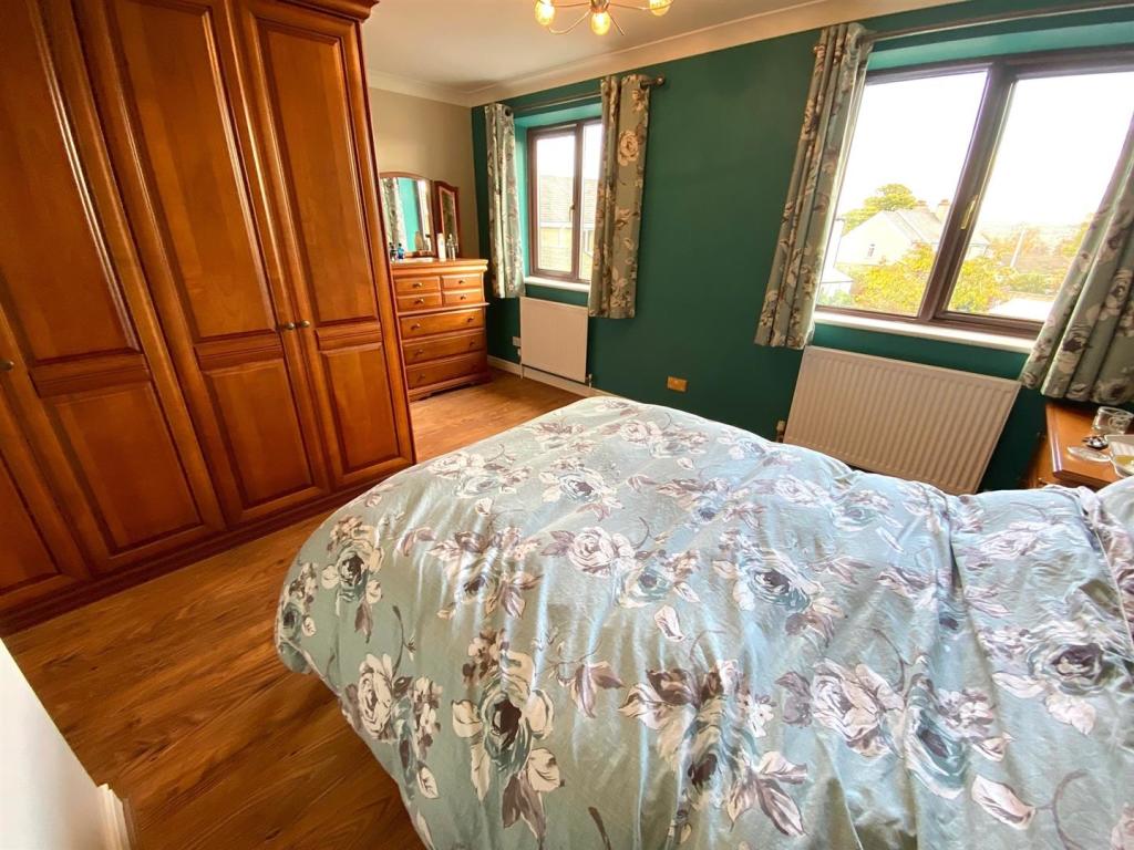 water royd lane 35b bed 1 x 2.jpg