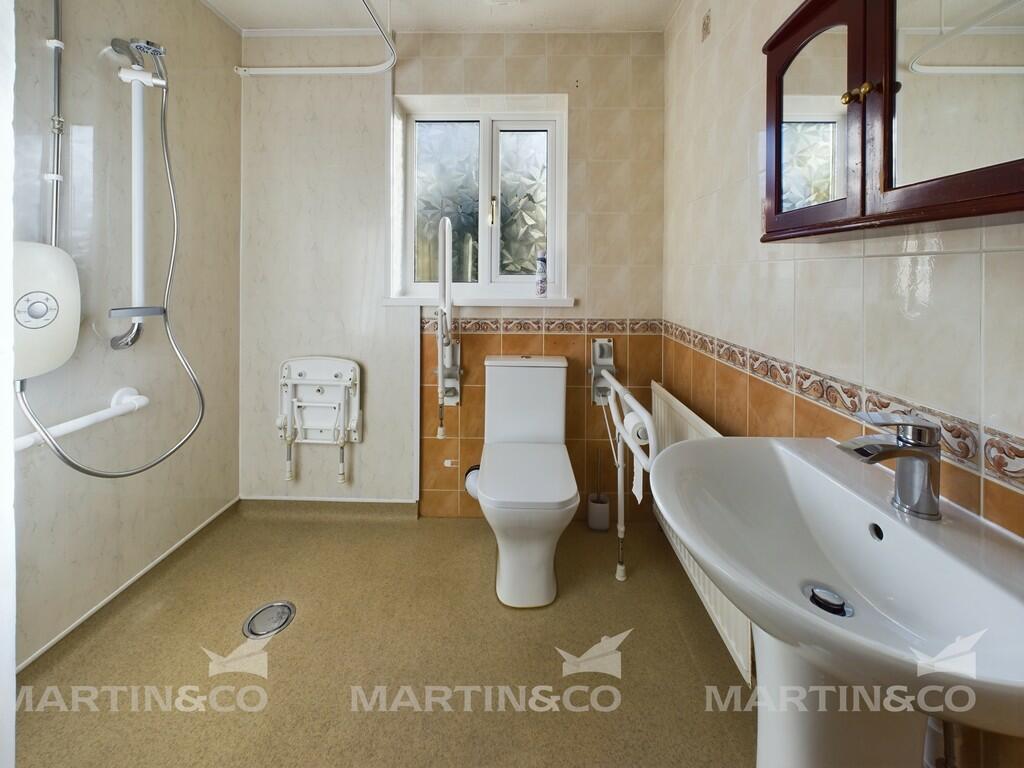 CAM02406G0-PR0360...