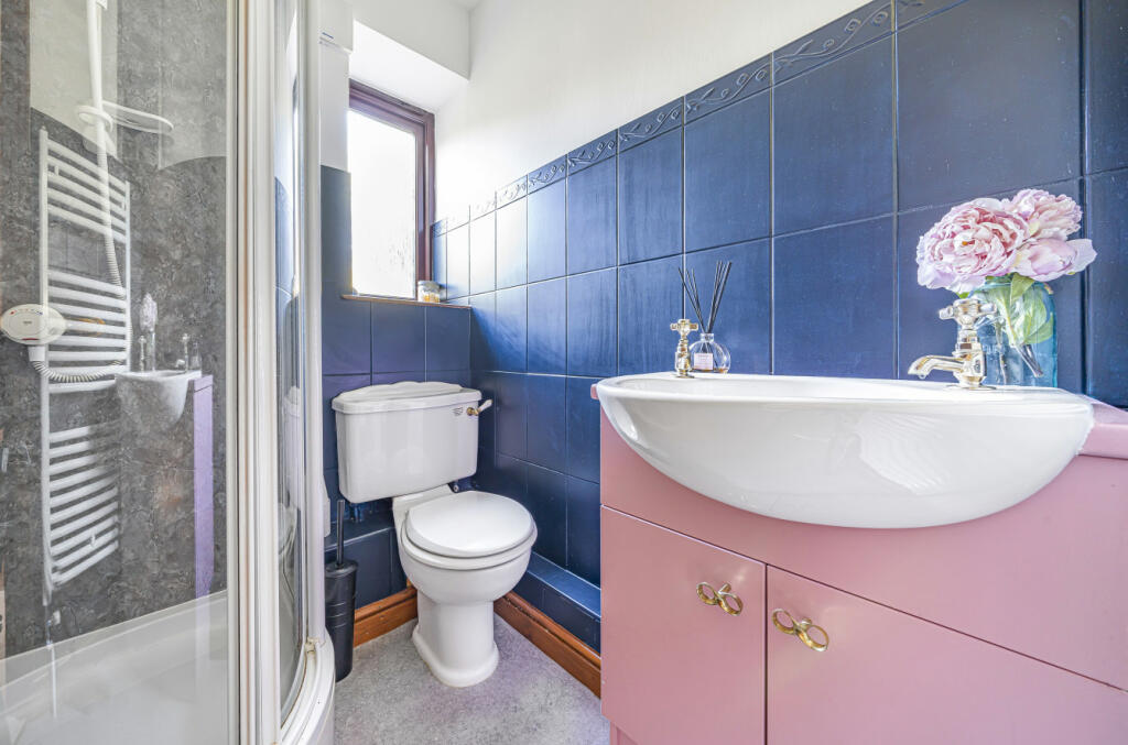 Ensuite Shower Room