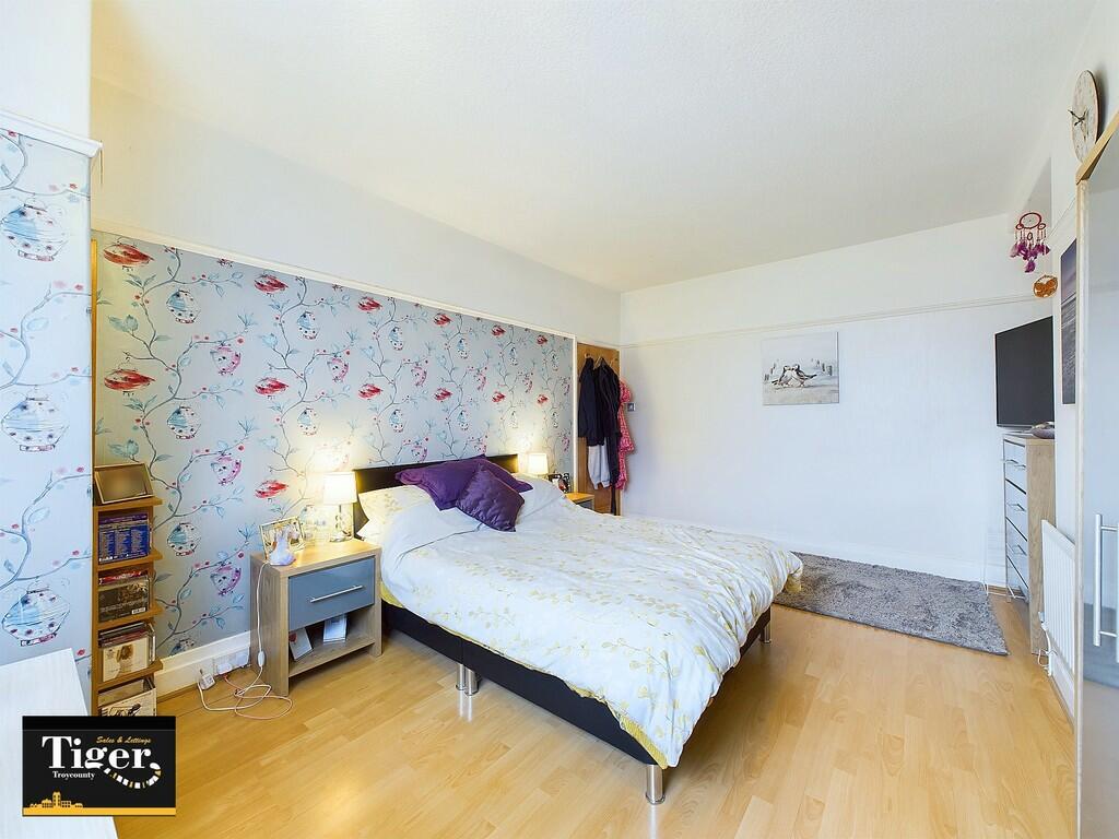 CAM03440G0-PR0190...