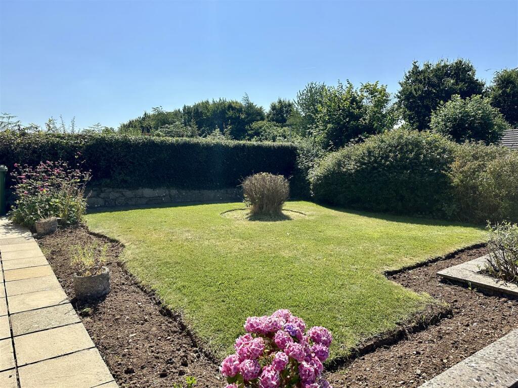 GARDENS