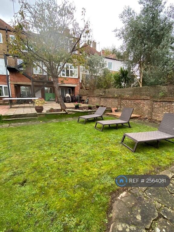 Large Communal Garden