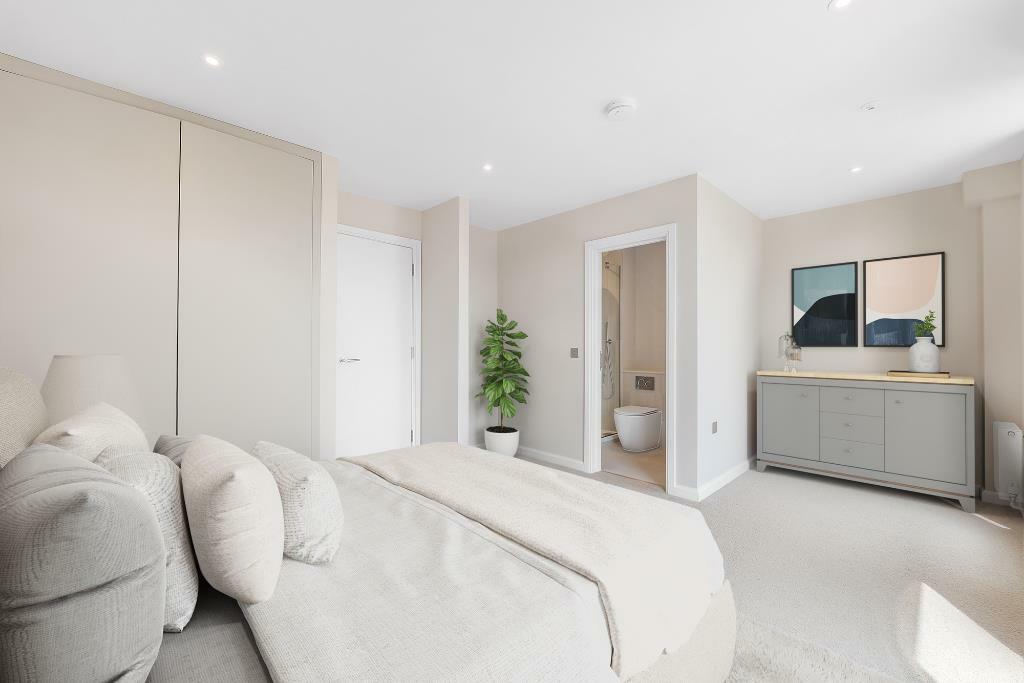 Bedroom 1 (2).jpg