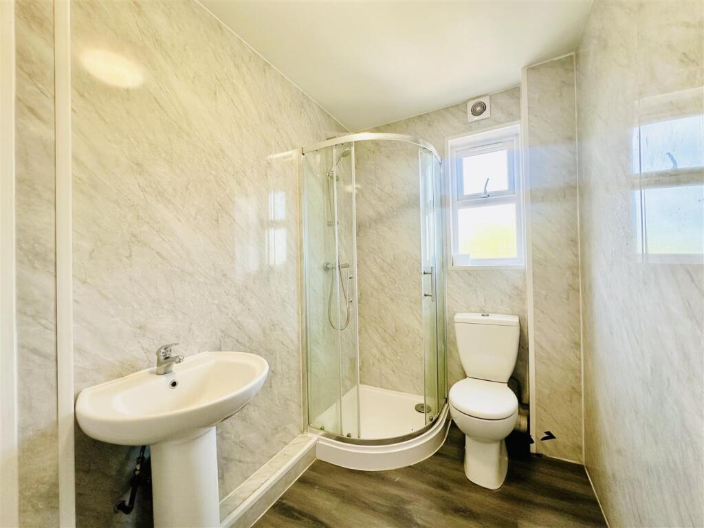 Bathroom 2