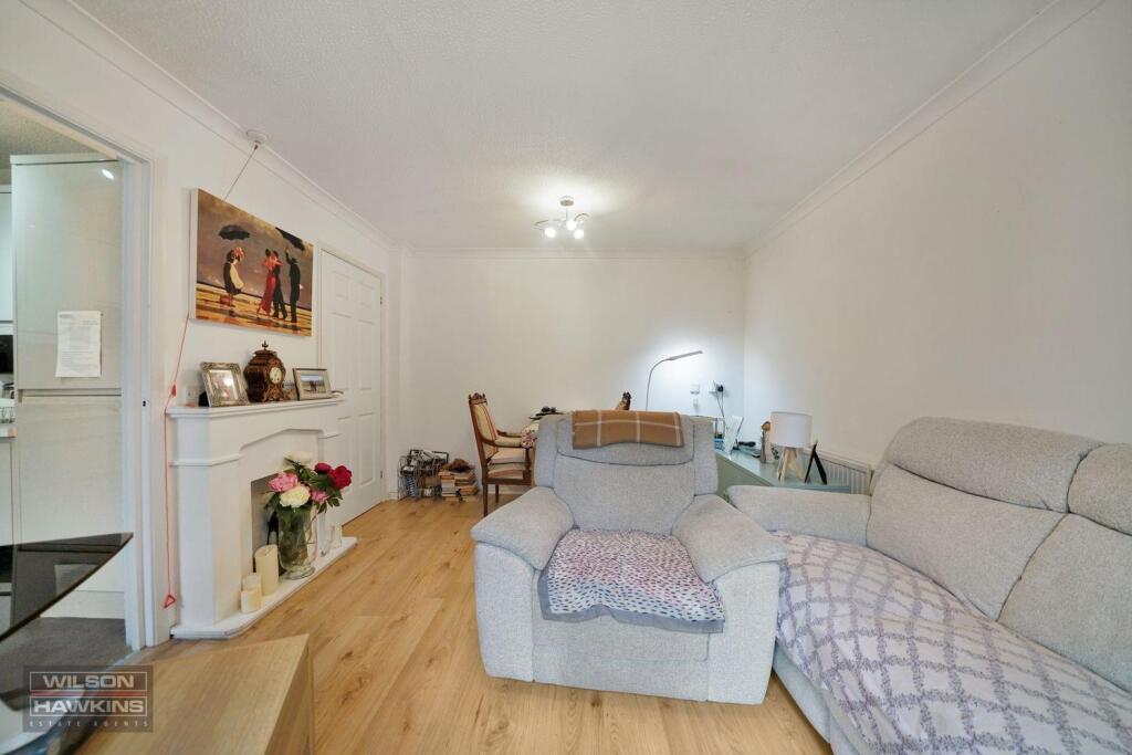 23 Farmborough Close - YrSYKzKF03flWu1egwRK.jpg