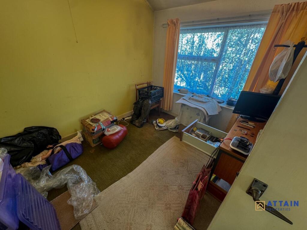 1st Bedroom.jpg