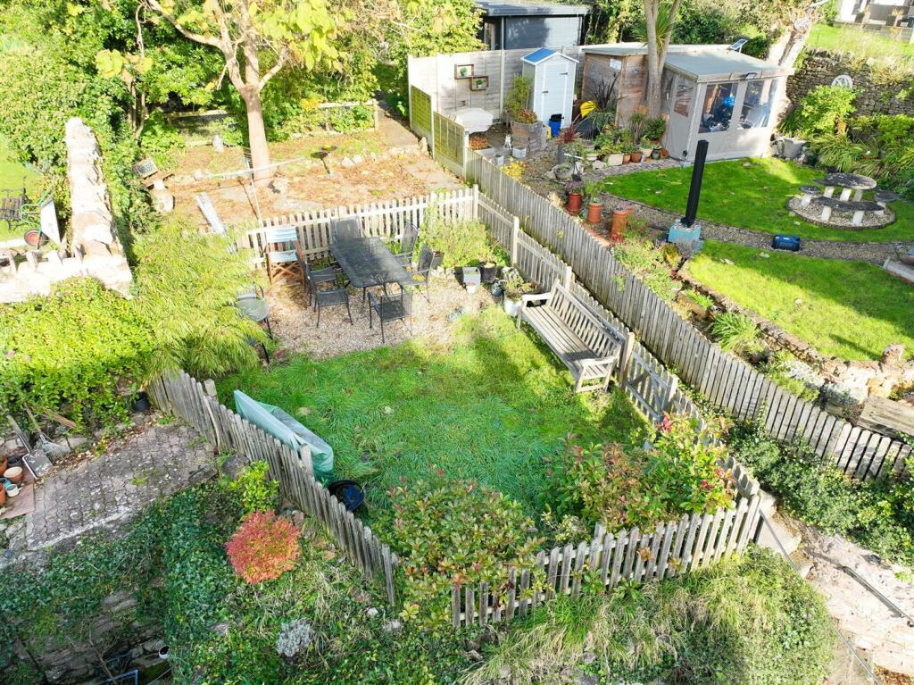 Outside Property/Garden