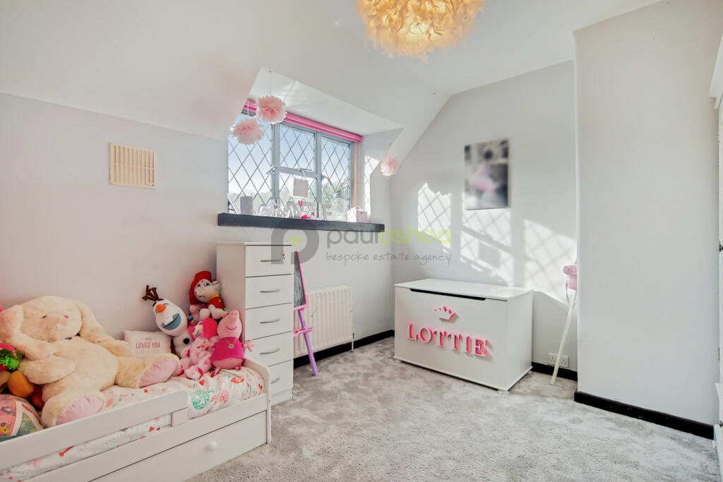 13_Bedroom-2-0