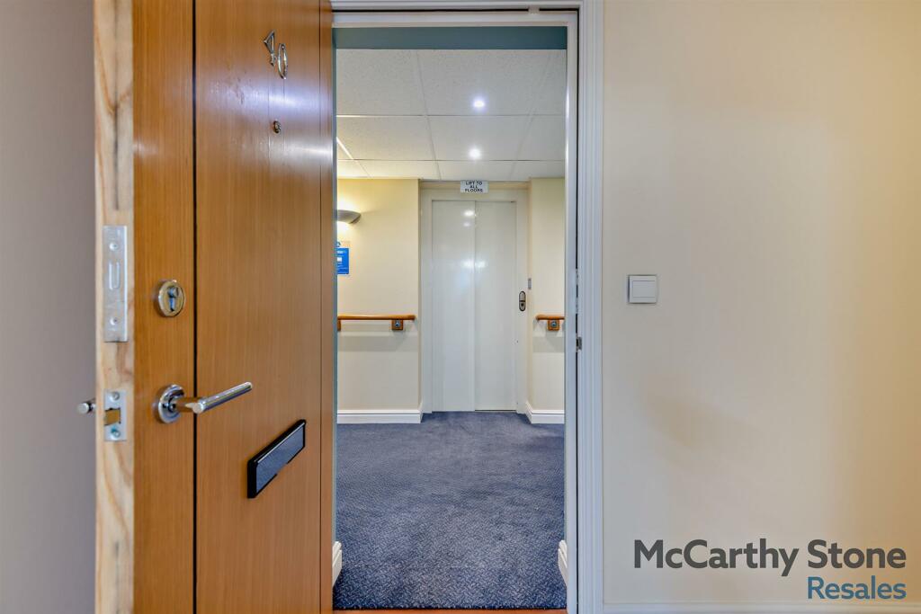 8630643-interior03-800.jpg