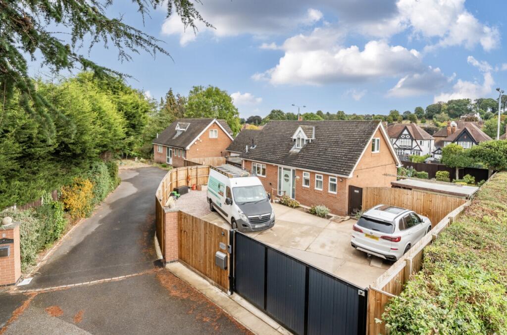 1347336-2-68b76844c9403