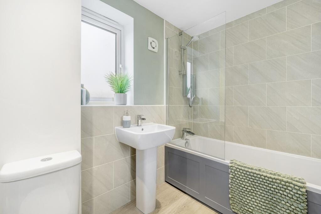 36 Swift Gardens (Kirton)-40