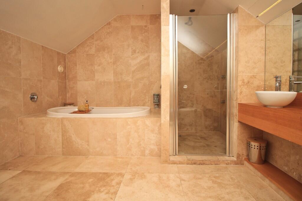 Bedroom One Ensuite