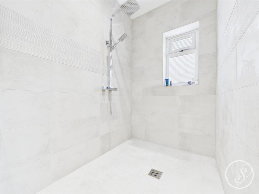 WET ROOM