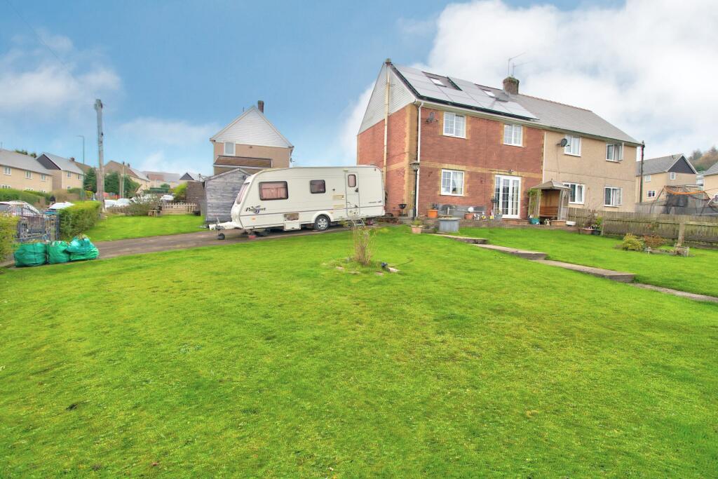 ED3475ED-5B4C-4579-8040-CEA0BE624635