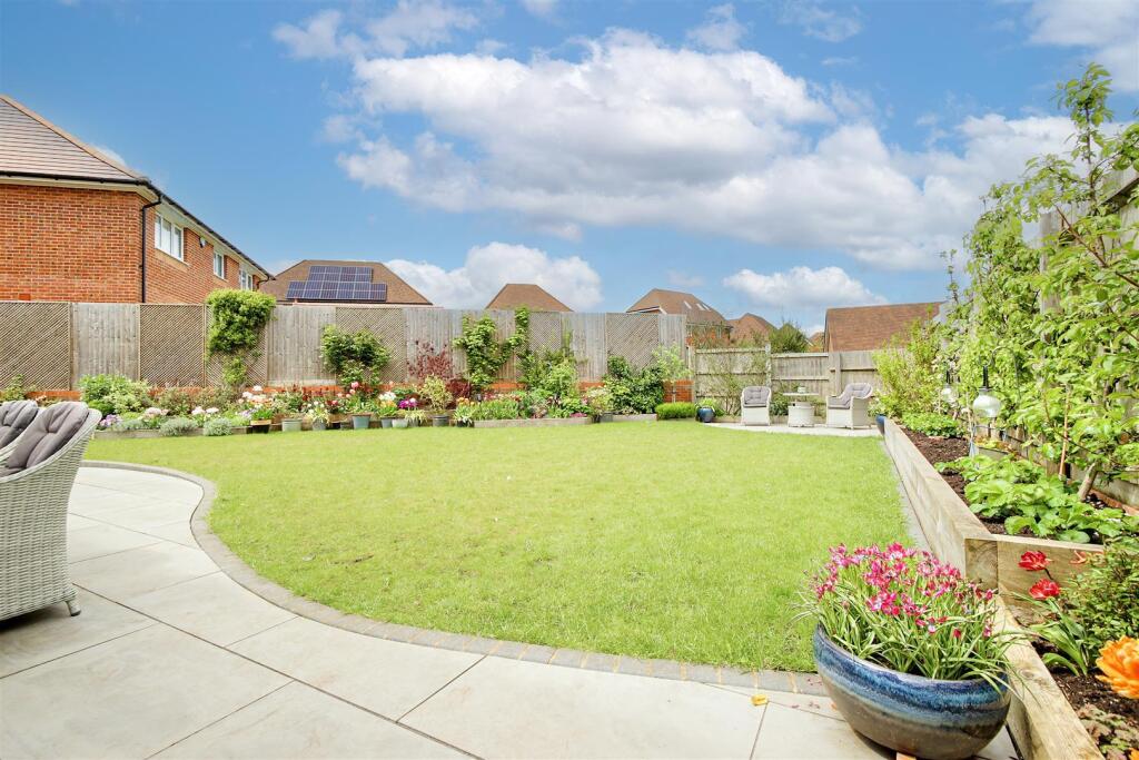 Garden 2.jpg