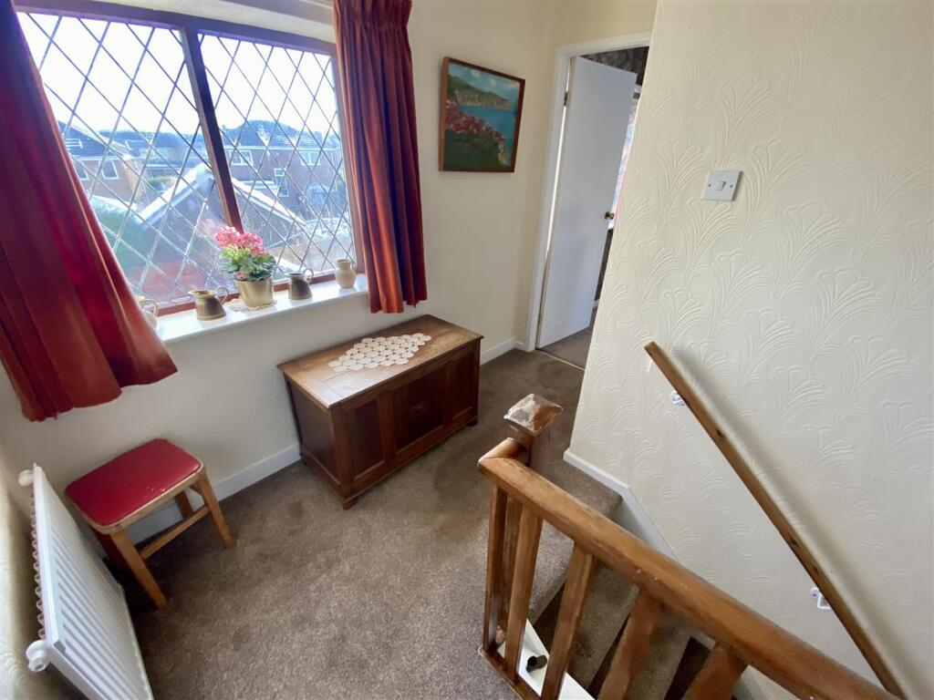 Bramleys Estate Agents - Sykes Avenue - Mirfield (