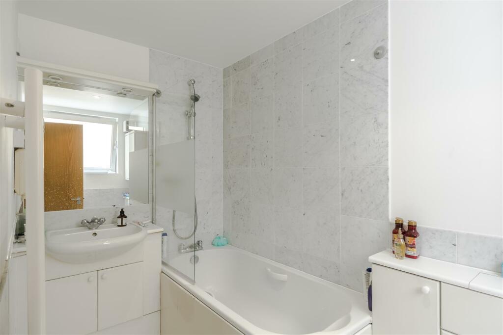 en suite-1.jpg