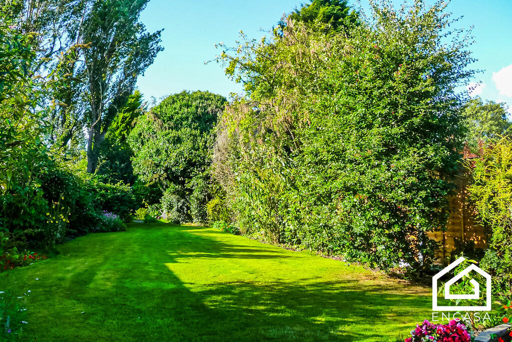 Eastcote Close-20