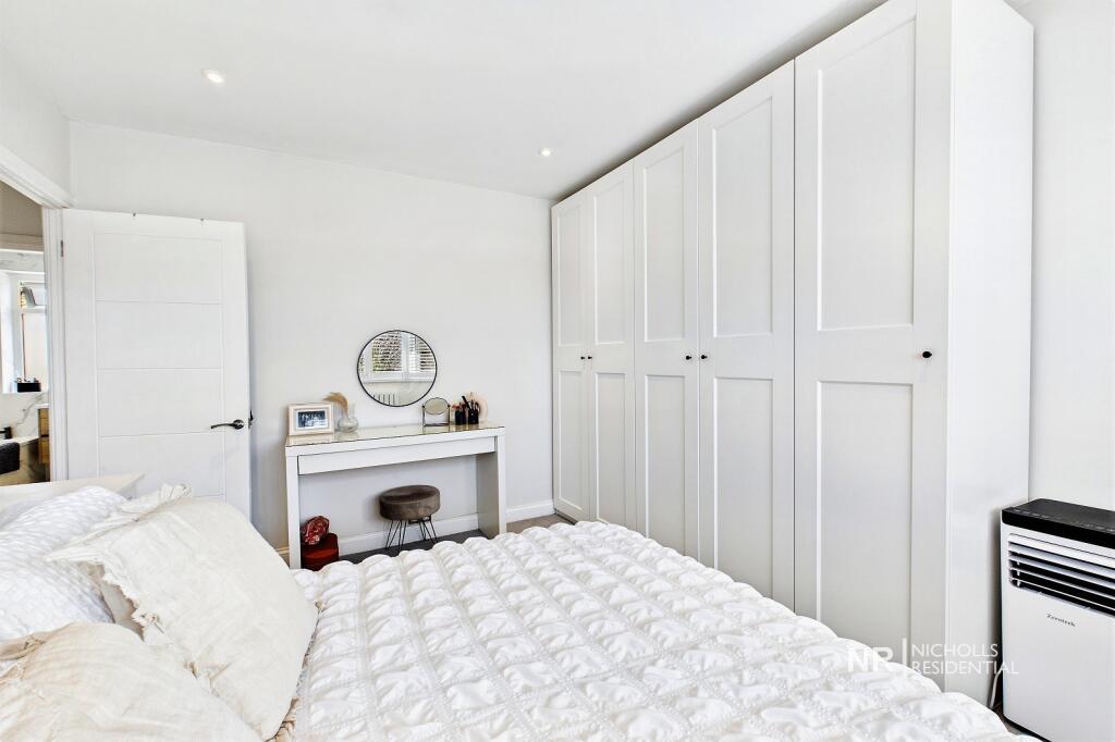 Bedroom 1 Extra Photo