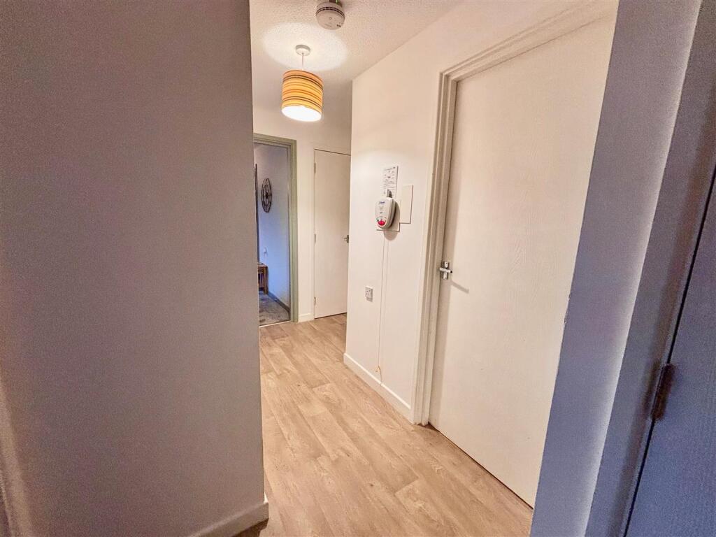 hallway.jpg