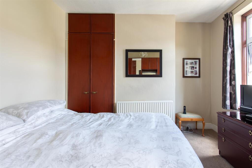 Rensburg Road, E17