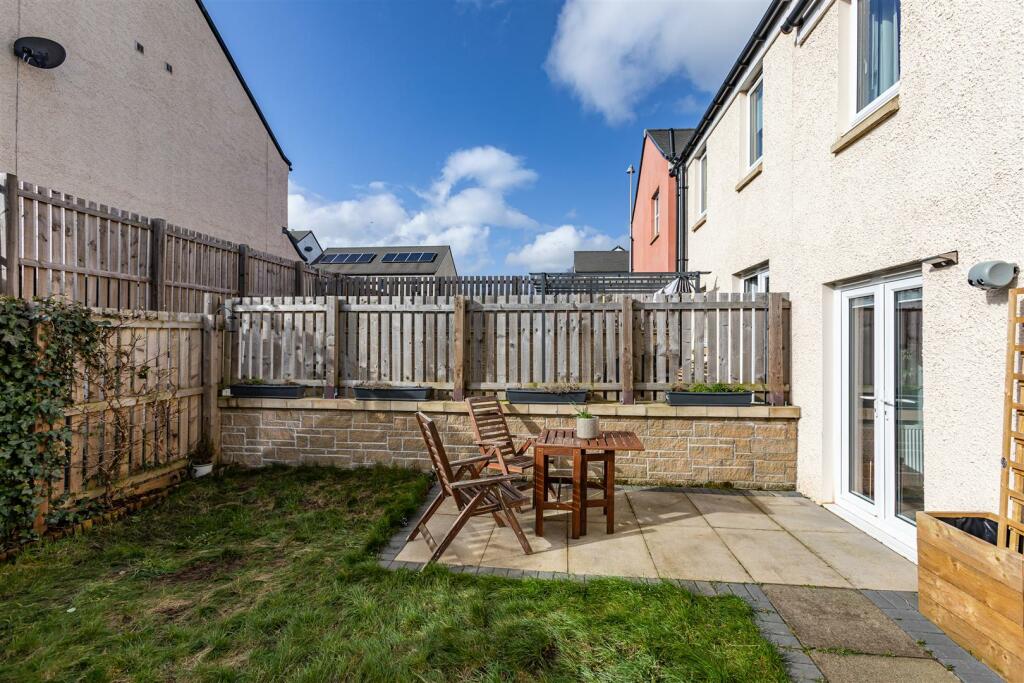 50 Knoll Park Galashiels 34.JPG