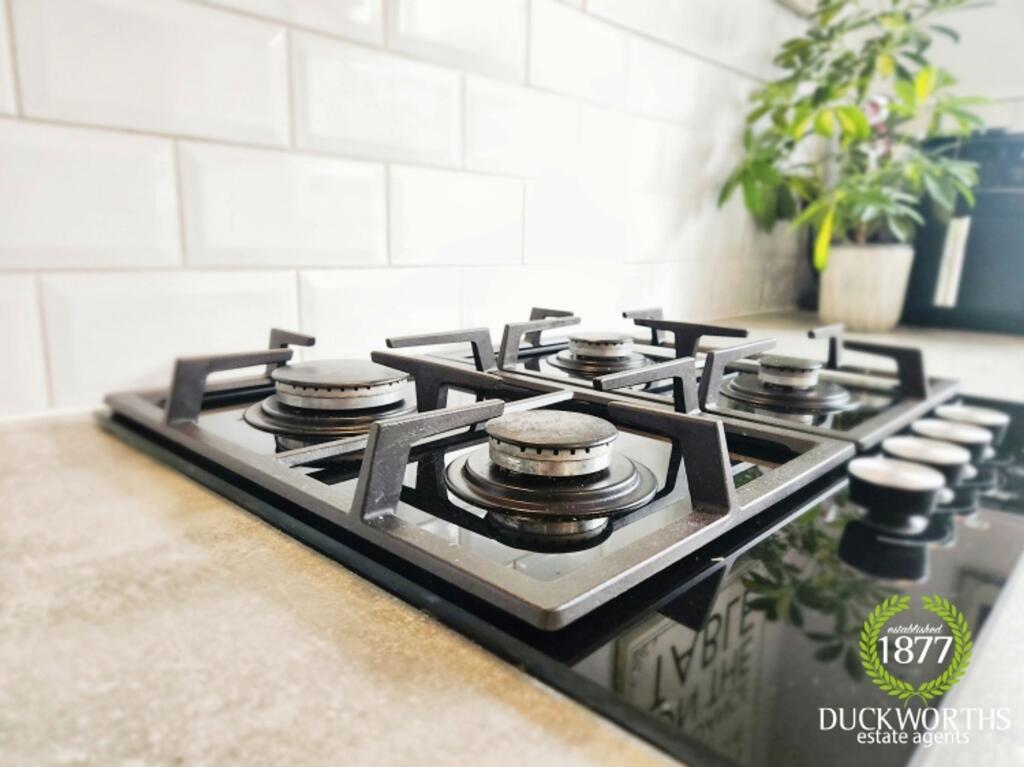 833a583c-20240508_155548 5B46950 5D