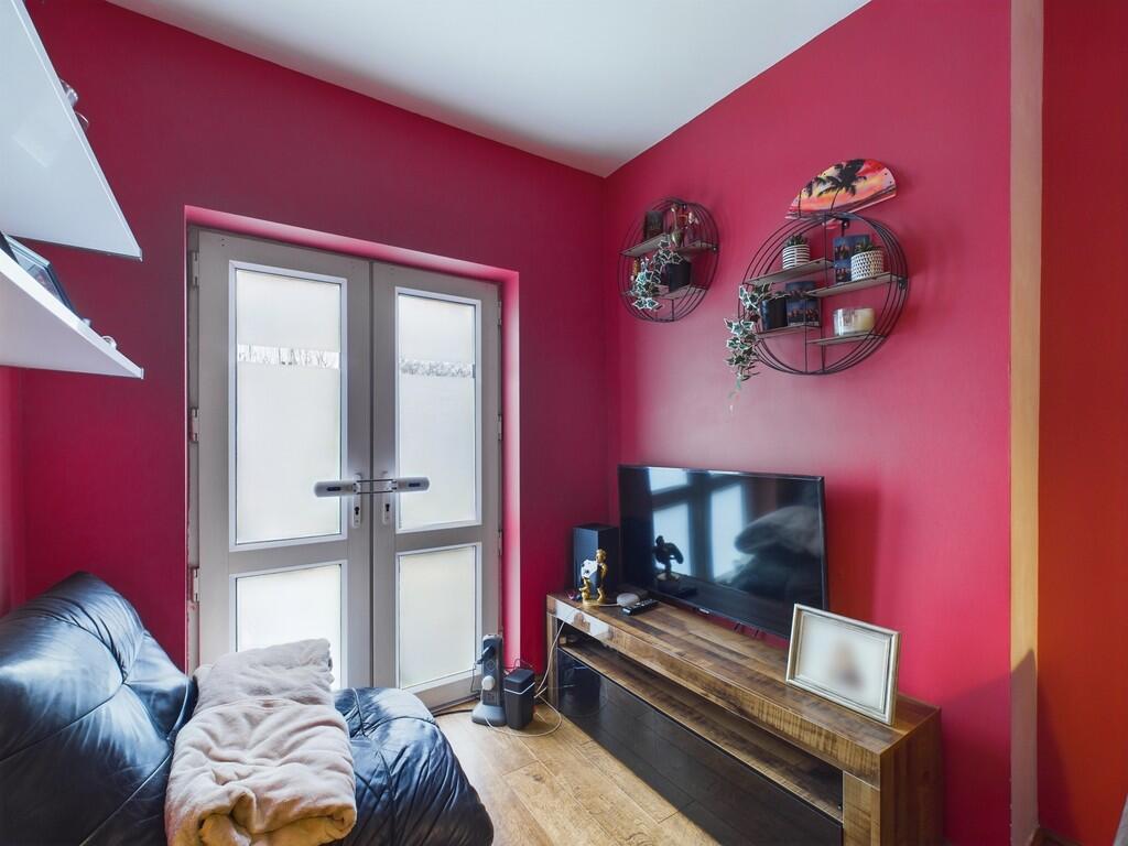 CAM02060G0-PR0277...