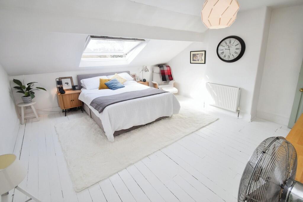 d01feaf2-Bedroom ...