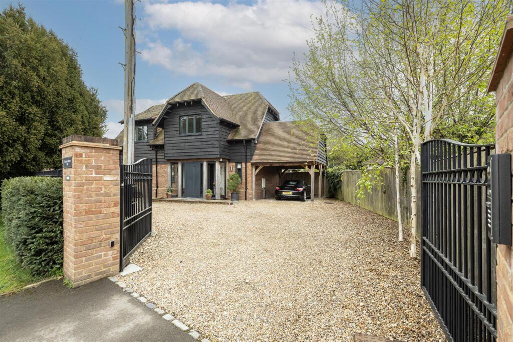 Akeman-House-30.jpg