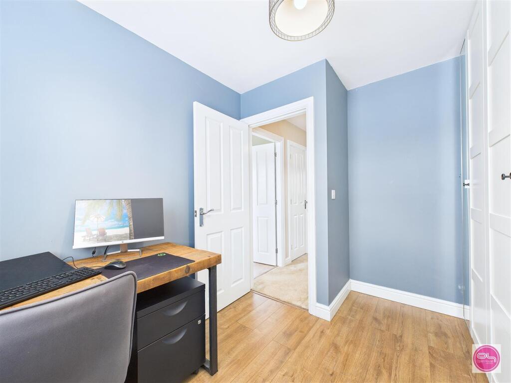 Cobblestone Drive, Newhall (29).jpg