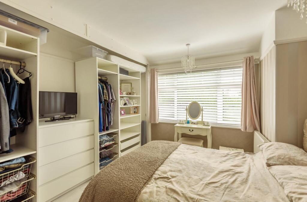 Second bedroom
