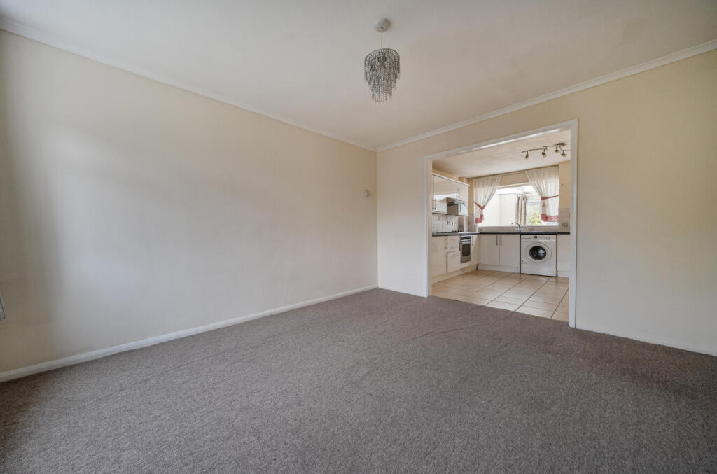 1372193-8-690235d...