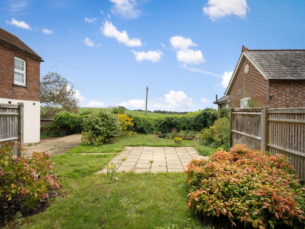 Garden (view a)