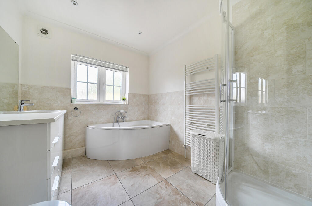 1310428-8-685eae9...