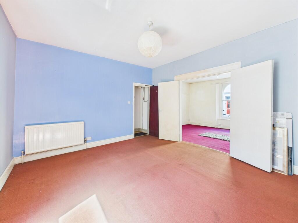 CAM03974G0-PR0141...